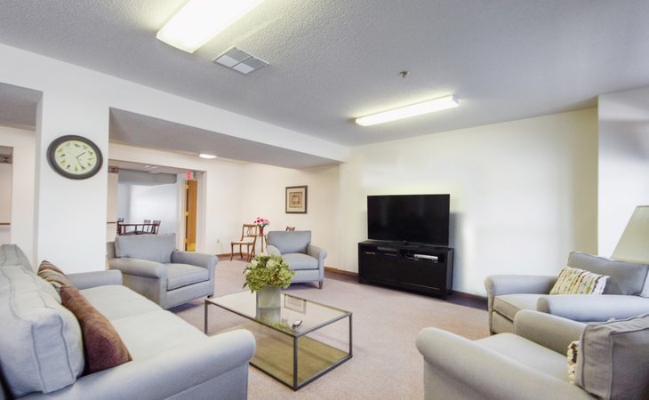 regency-heights-apartments-52245-1241284_6