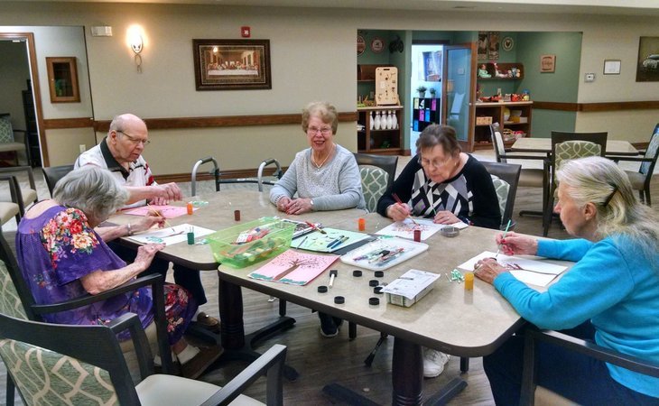 pekin-villas-of-holly-brook-and-reflections-memory-care-61554