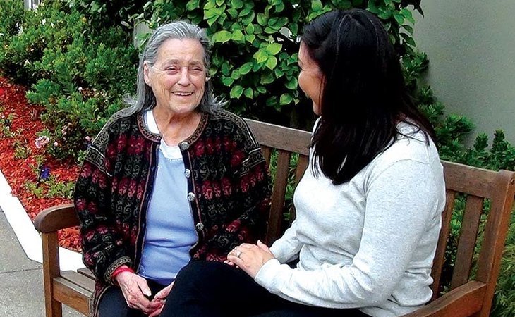 seniors-at-home-94115-1241784_6