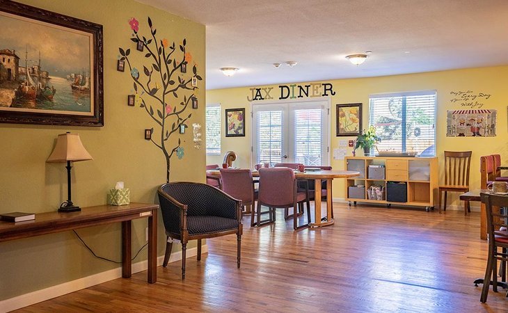 jaxpointe-assisted-living-at-saulsbury-ct-80003