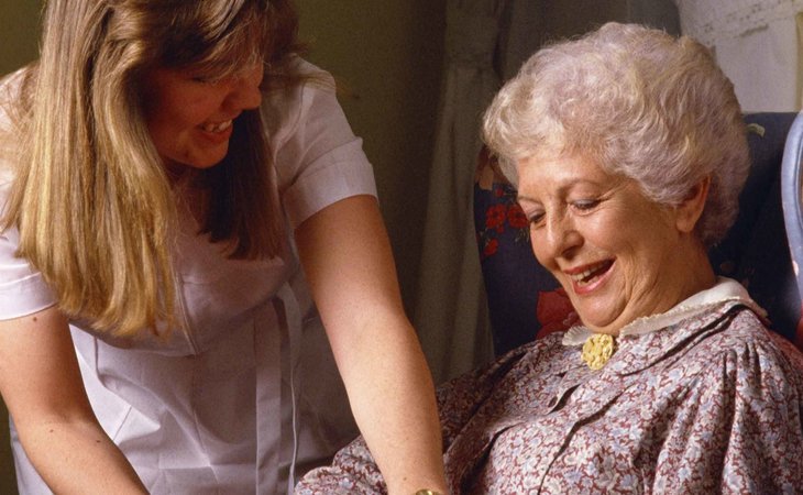 helping-hands-elder-care-08902-1242433_5