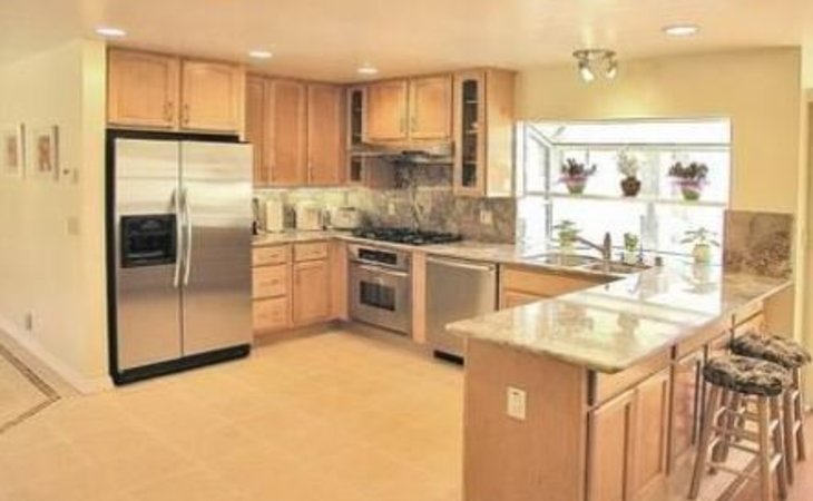 golden-shore-care-home-95117-1242680_3