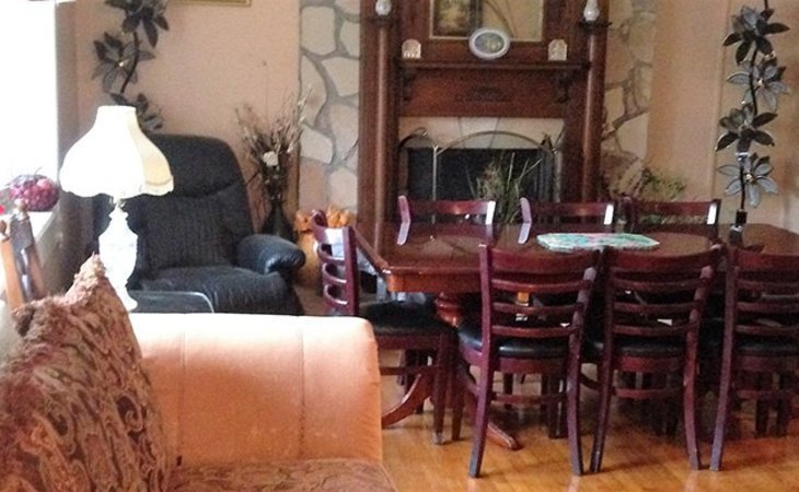 a-home-for-mom-dad-30340-1242683_1