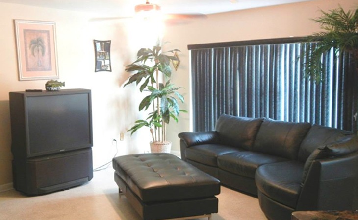 candy-s-house-inc-32937-1243192_4