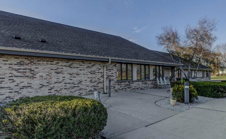 elizabeth-residence-oak-creek-53154