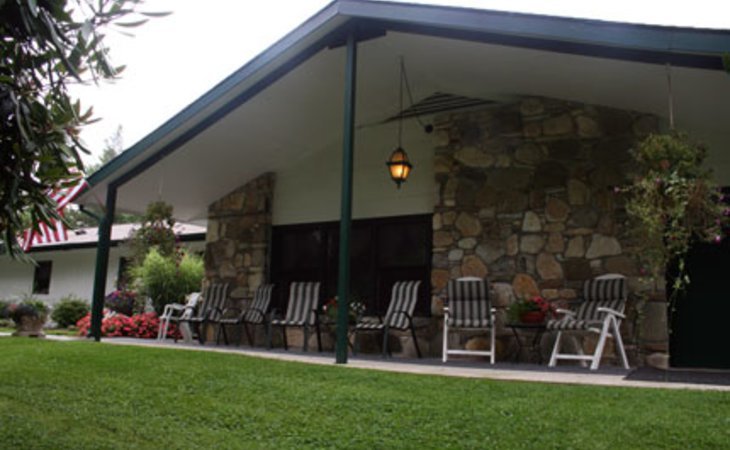 jonas-ridge-adult-care-28657