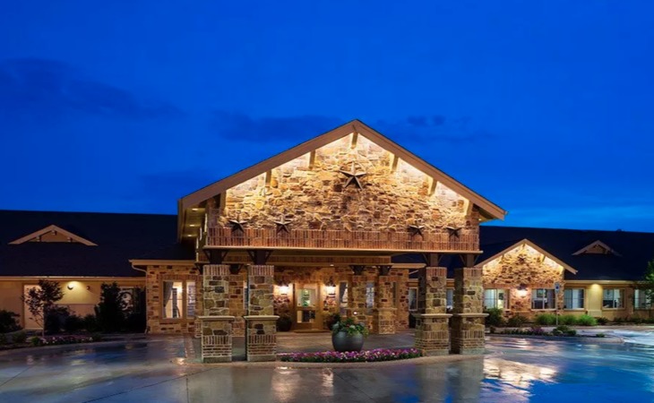 saddlebrook-oxford-memory-care-75034
