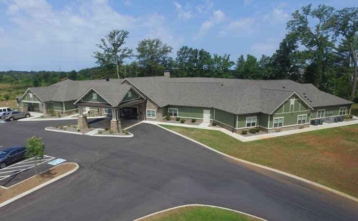clover-hill-senior-living-37801