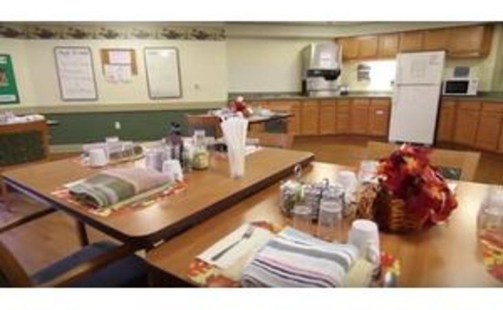 ligonier-gardens-personal-care-retirement-center-15658-1248652_12