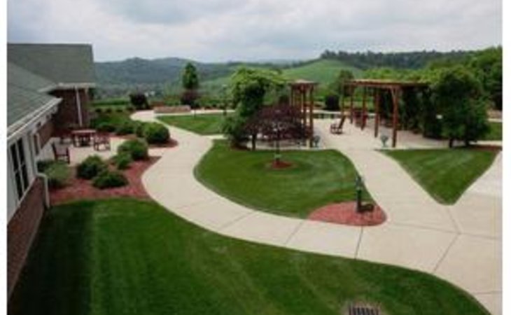 ligonier-gardens-personal-care-retirement-center-15658-1248652_9