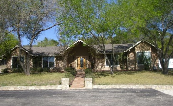 sunshine-senior-living-78255