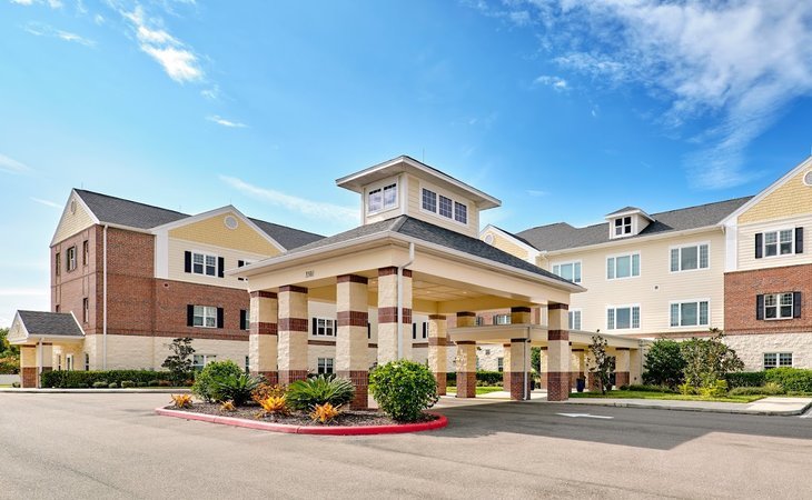 bayside-senior-living-33903
