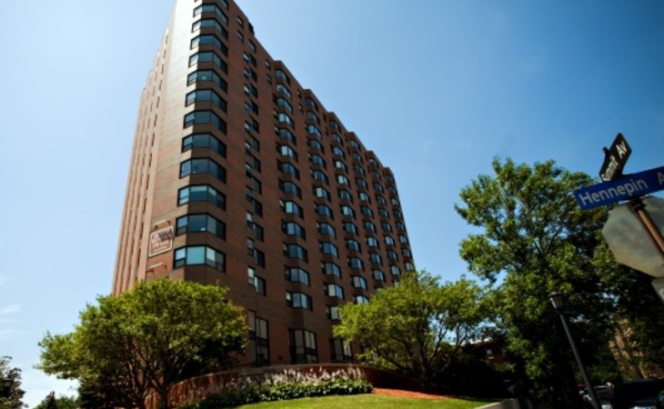 the-kenwood-55403