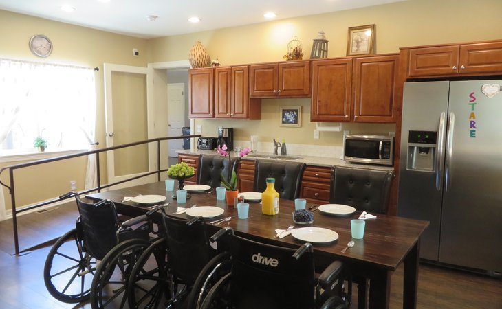 leawood-assisted-living-iii-80123-1249108_2