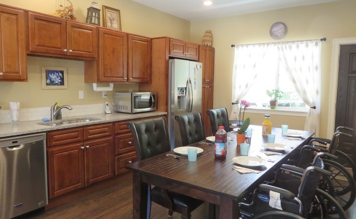 leawood-assisted-living-iii-80123-1249108_4