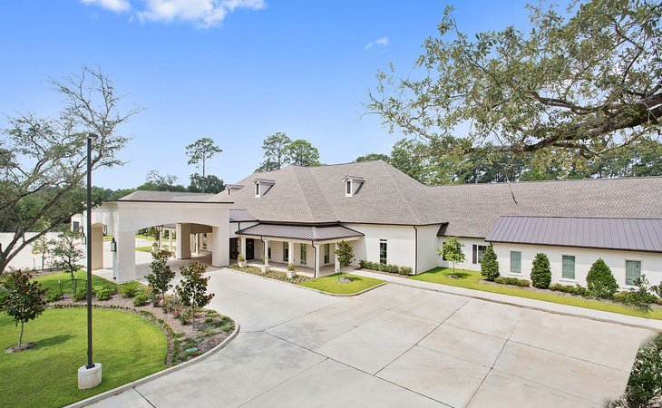 the-peristyle-at-beau-west-70471