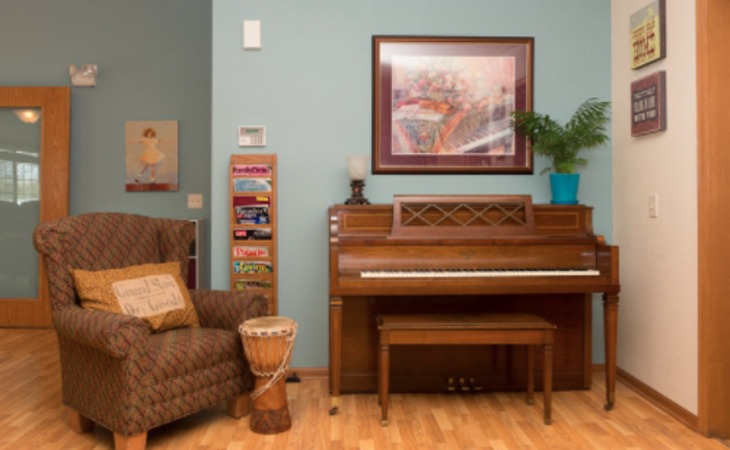 homestead-living-53597-1249930_3