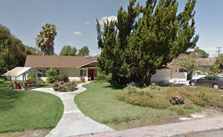 cottage-of-the-oaks-strawberry-hill-91360