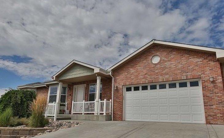 lighthouse-assisted-living-wadsworth-house-80128