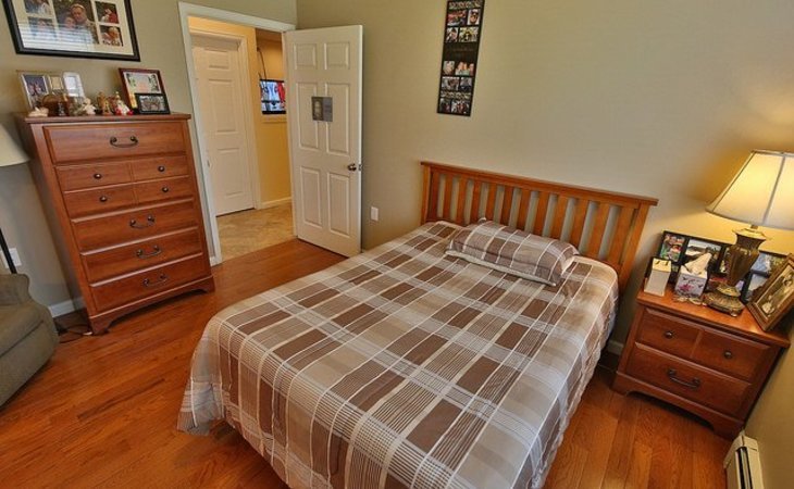 lighthouse-assisted-living-wadsworth-house-80128-1250111_2