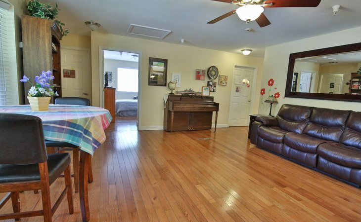 lighthouse-assisted-living-elizabeth-house-80122-1250113_4