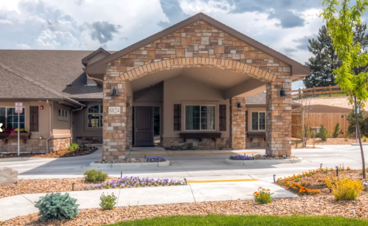 rocky-mountain-assisted-living-chestnut-hil-80130-1250525_1