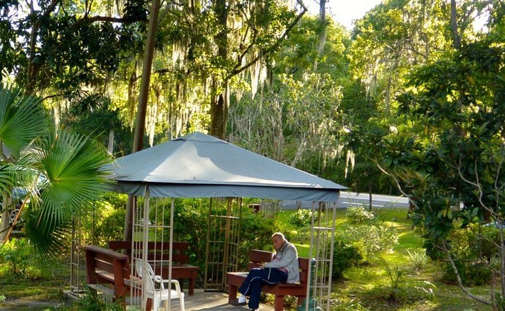 new-horizon-assisted-living-residence-34453-1250789_8
