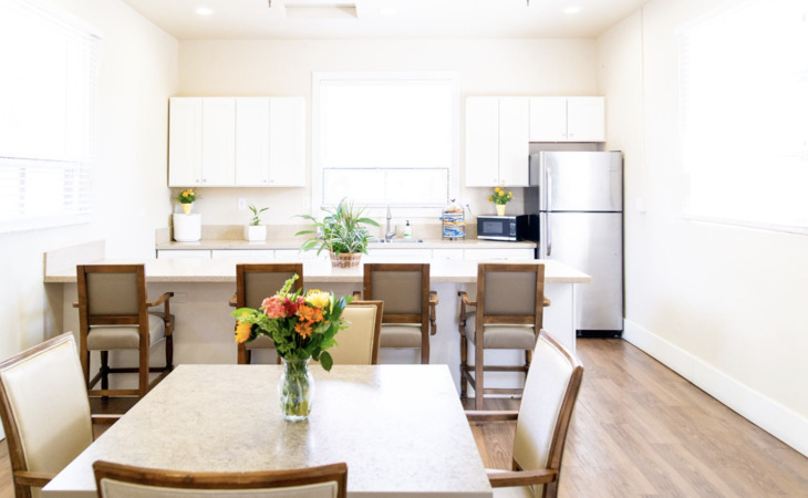 astoria-senior-living-oakdale-95361-1251395_3