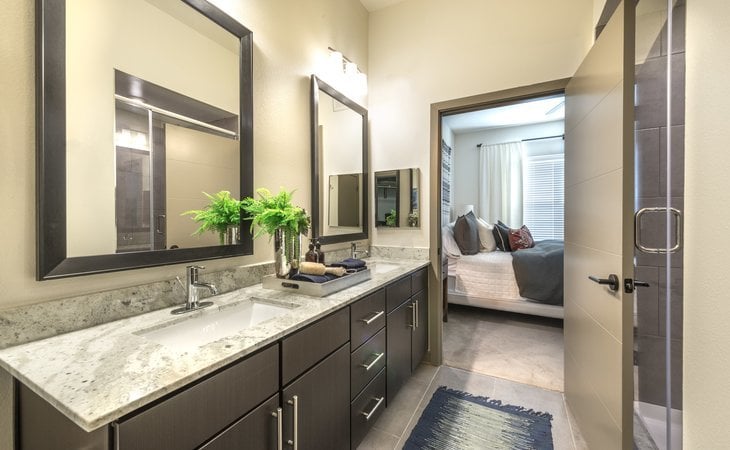 overture-highlands-55-apartment-homes-76014-1252291_3
