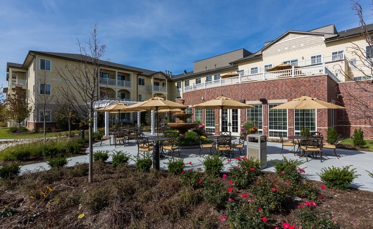 green-oaks-senior-living-60048-1252960_3