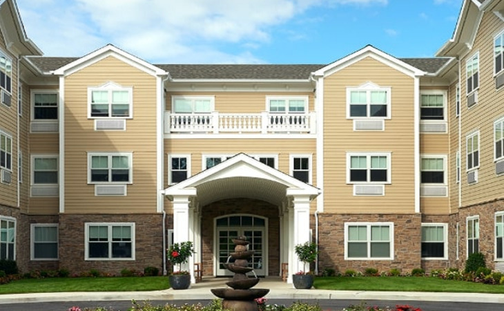 amber-court-of-smithtown-11767