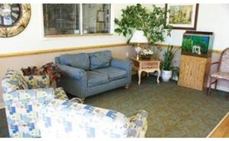 mesa-manor-center-81506