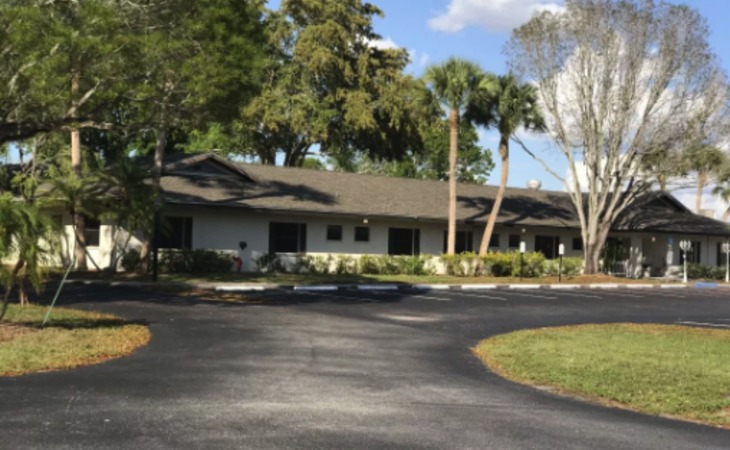 closed-coastal-gardens-senior-living-33901