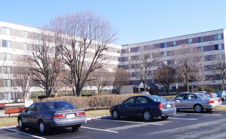 taney-village-apartments-21702