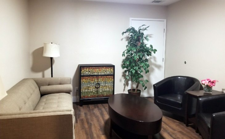 bellerose-senior-living-95128
