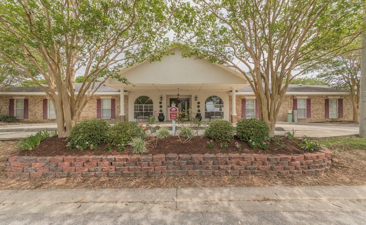 rosewood-retirement-assisted-living-70508