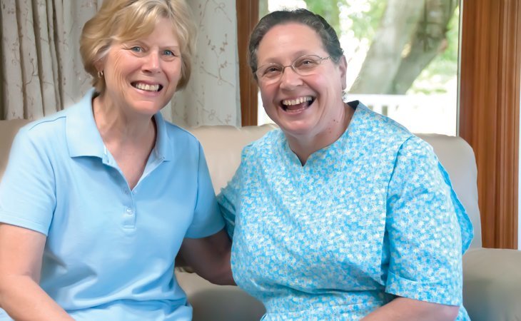 seniors-helping-seniors-18042-1265830_2