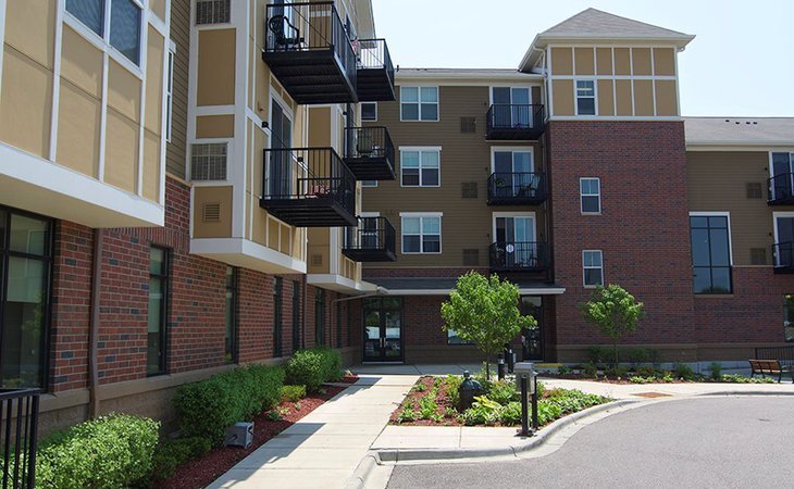 oak-grove-senior-residence-55368