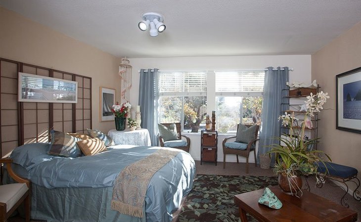 waters-edge-lodge-94502-1266900_5