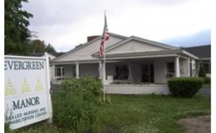 evergreen-manor-closed-04072