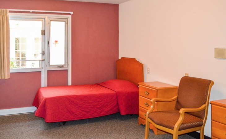 courtyard-terrace-95825-1306187_5