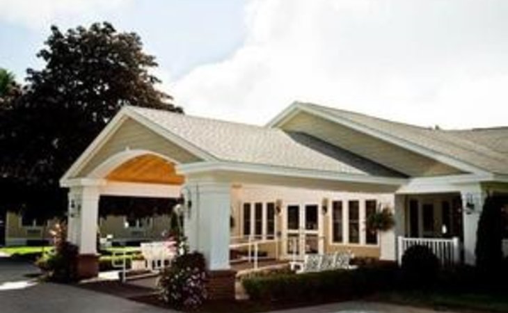 the-edgewood-centre-03801-1336325_8
