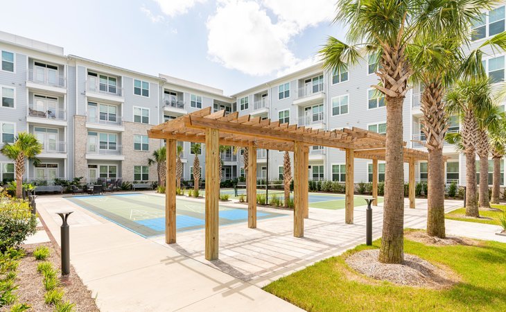 overture-west-ashley-55-apartment-homes-29407-1362233_10