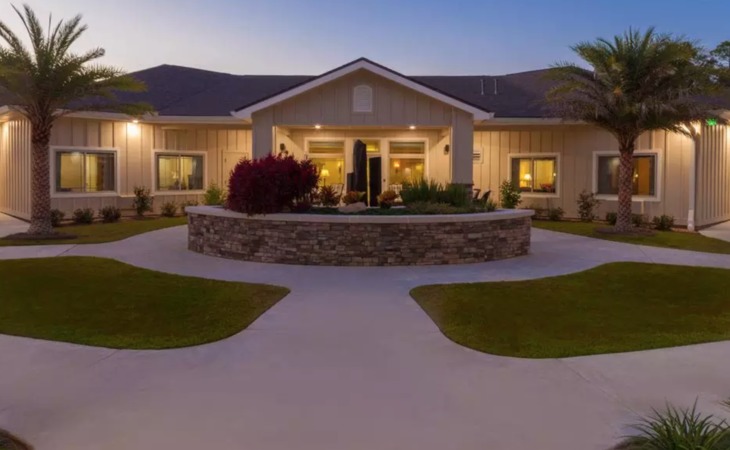 lakewood-assisted-living-and-memory-care-53005-1362555_4