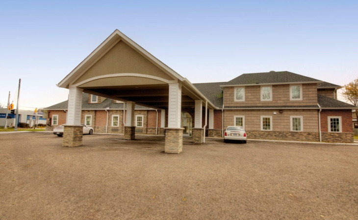 meadows-assisted-living-and-care-campus-48043