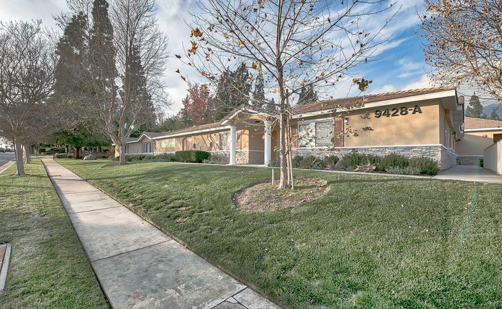 sunlit-gardens-assisted-living-91701