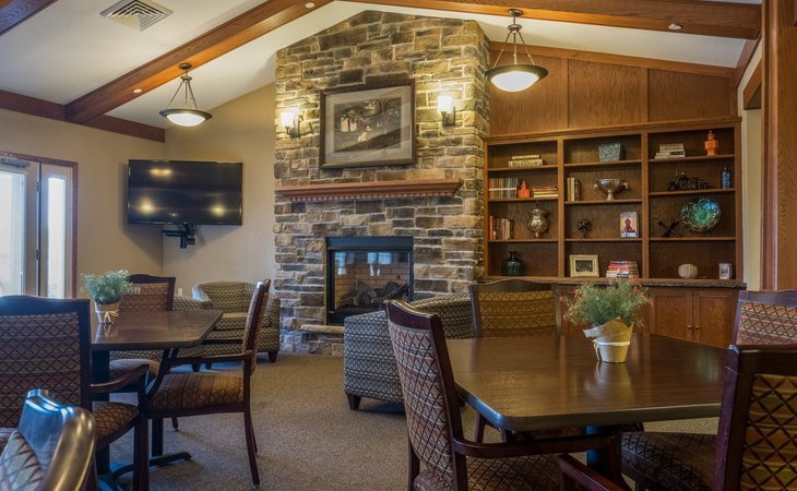 lincoln-village-senior-living-53074-1363027_6