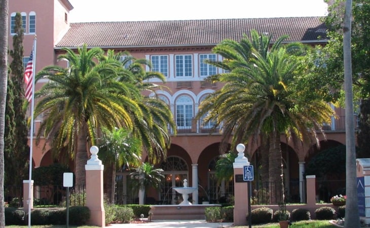 venice-center-for-independent-assisted-living-34285