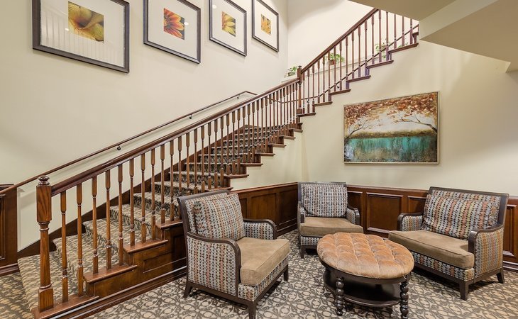 pacifica-senior-living-country-crest-95966-1363267_4