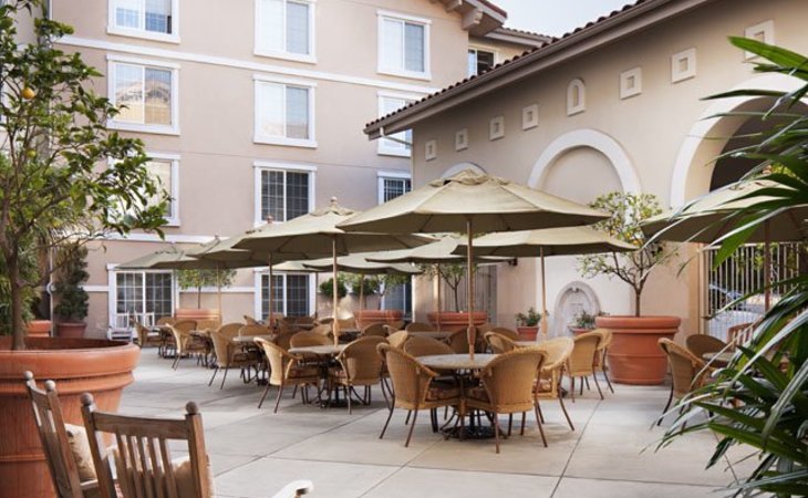 belmont-village-hollywood-heights-90068